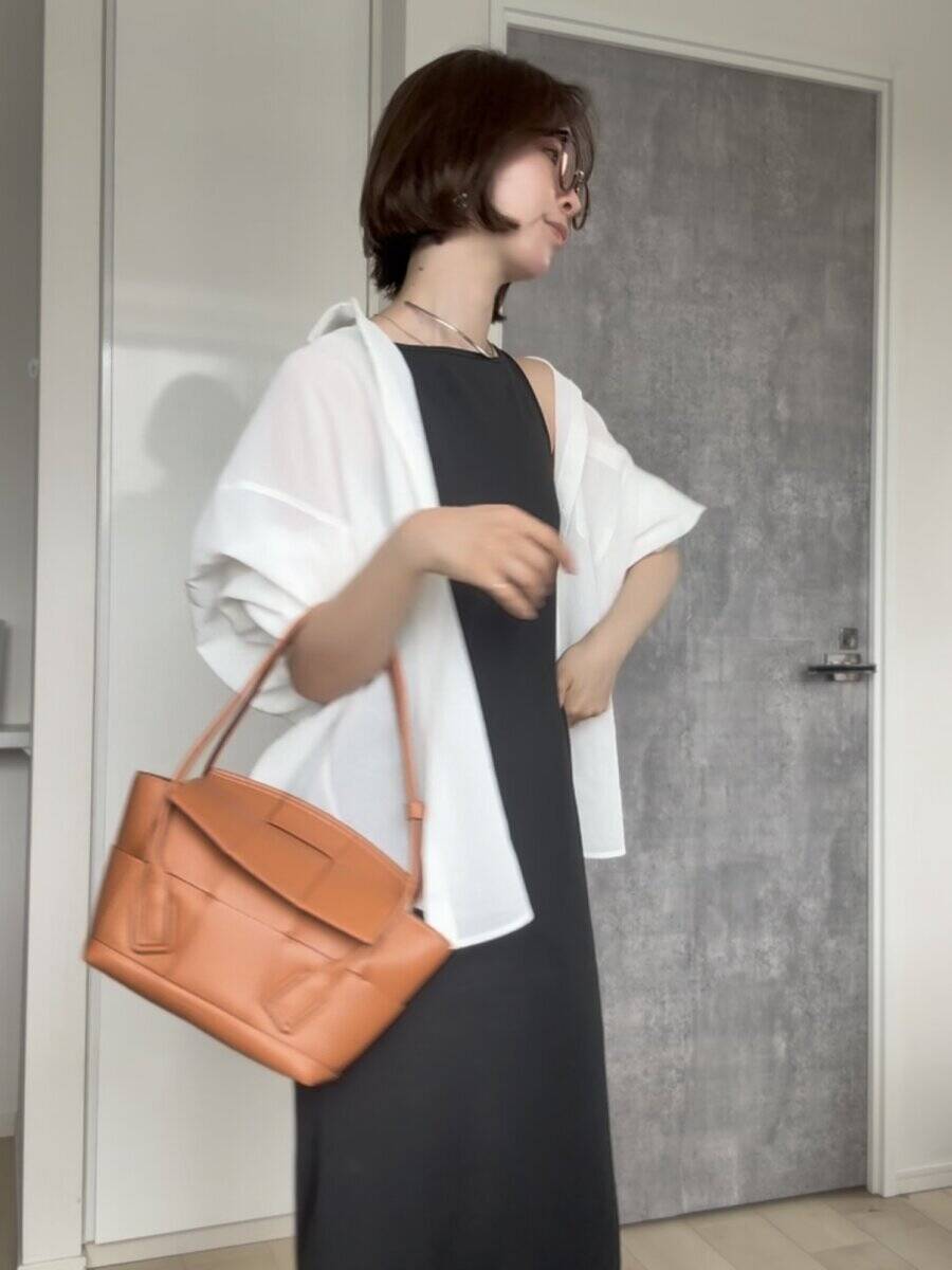 お気に入りすぎて2色買い！GUのシアーシャツは透け感がちょうどイイ大人の万能アウターでした