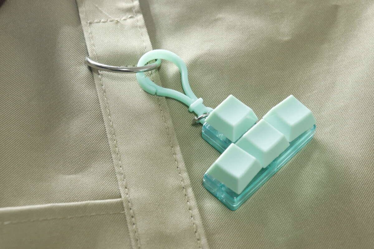 これな～んだ？音好きな人に見つかったらマズイ！カチッと押せる人気の100均キーホルダー