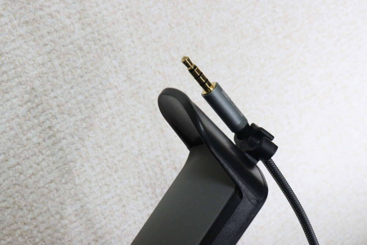 100均からついに出たよ！「正直悪いところが見つからない！」高スぺすぎるアレ専用ホルダー