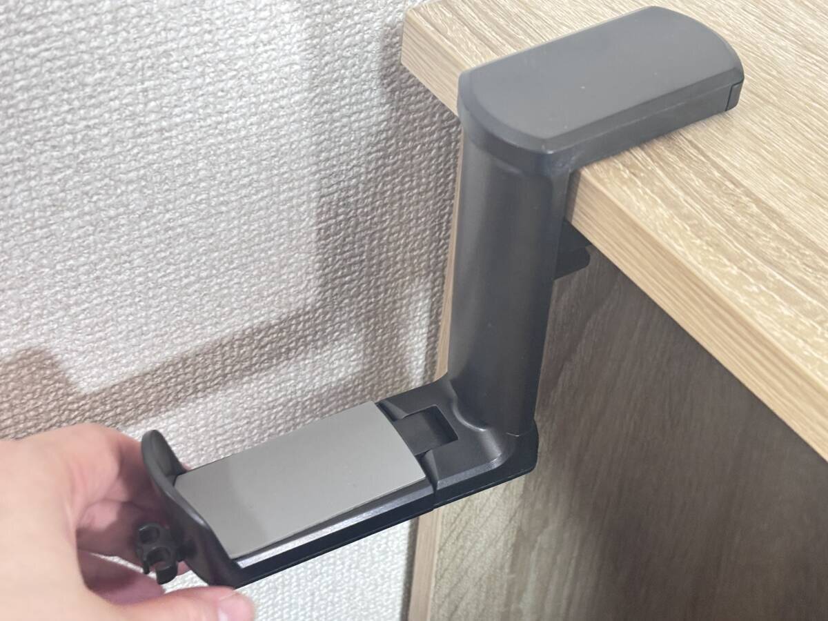 100均からついに出たよ！「正直悪いところが見つからない！」高スぺすぎるアレ専用ホルダー