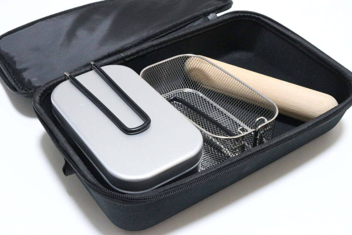 もっと評価されるべき！安心なハードタイプ！大事な道具をしっかり守る新作100均ケース