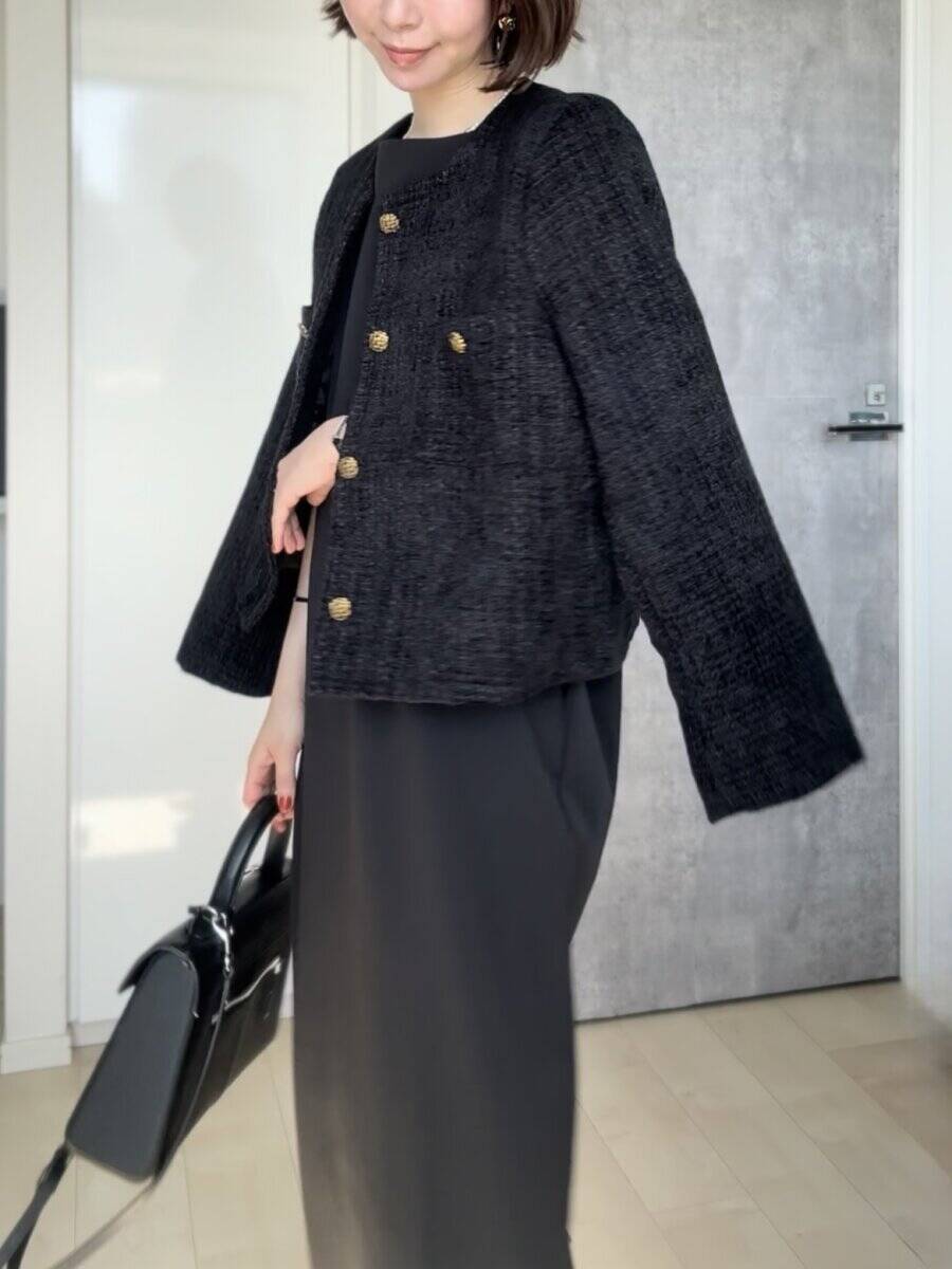 「それどこの？」が殺到！ユニクロ「黒ワンピ」3990円が優秀すぎ！大人の細見え4スタイル