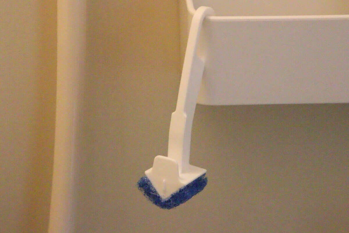 100均でパケ買いしたけど…結構良いじゃん！ネタ枠かと思ったのに…優秀だった掃除グッズ