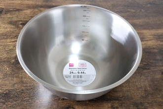 100均なら約1／3の値段でお得！「ニトリでも900円近く…」丈夫で機能的なキッチングッズ