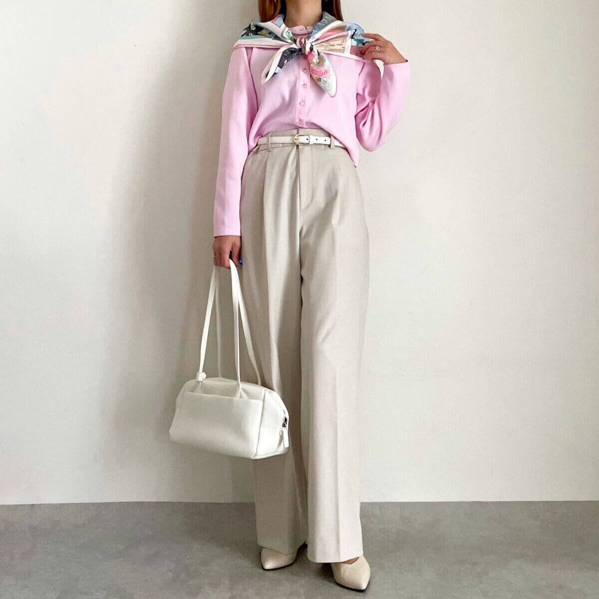 ユニクロ「タックワイドパンツ」今だけ1,000円オフが嬉しすぎ♡春コーデ7選！