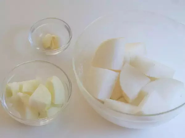 コウケンテツさんの「鶏と大根のスープ」作ってみたら、鍋に入れて煮るだけなのに美味しすぎた！