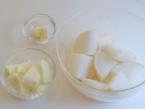 コウケンテツさんの「鶏と大根のスープ」作ってみたら、鍋に入れて煮るだけなのに美味しすぎた！