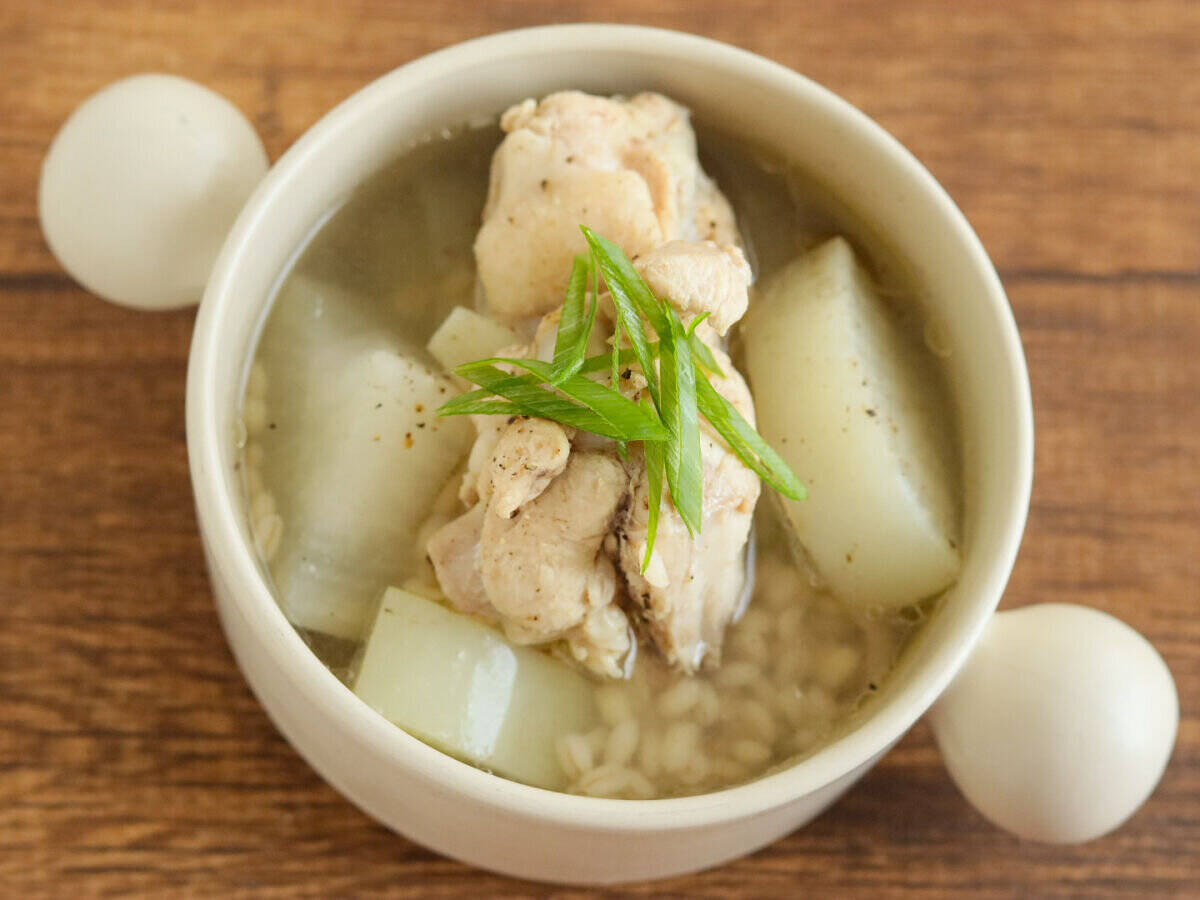 コウケンテツさんの「鶏と大根のスープ」作ってみたら、鍋に入れて煮るだけなのに美味しすぎた！