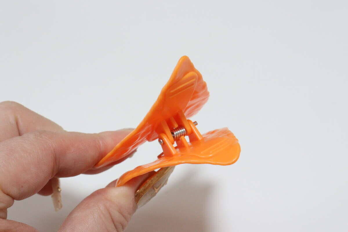 100円って本気！？しかも見た目重視かと思いきや…意外！雑貨屋だと高いクリップ