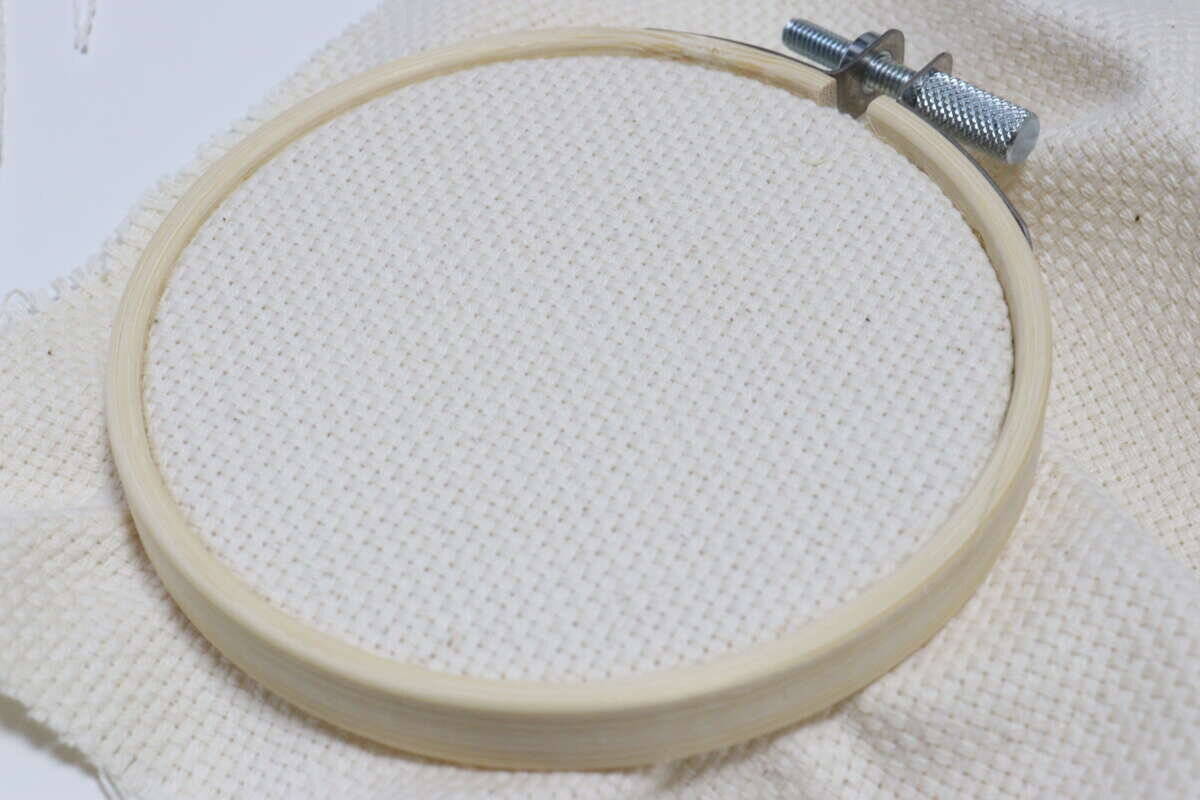 100均に専用売ってるよ～！扱いやすさがレベチ！初めてにもちょうどいいハンドメイドグッズ