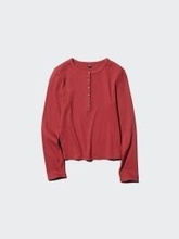 2026春はユニクロの赤トップスで着映える！こんなに可愛くて…いいんですか♡