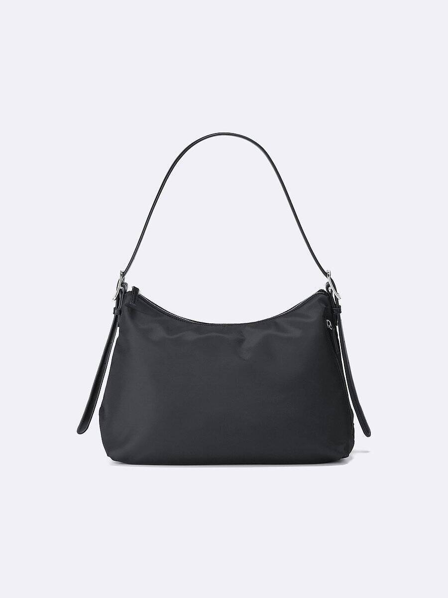 GUの黒バッグが高見えハンパない♡毎日いい仕事してくれる！相棒バッグ5連発