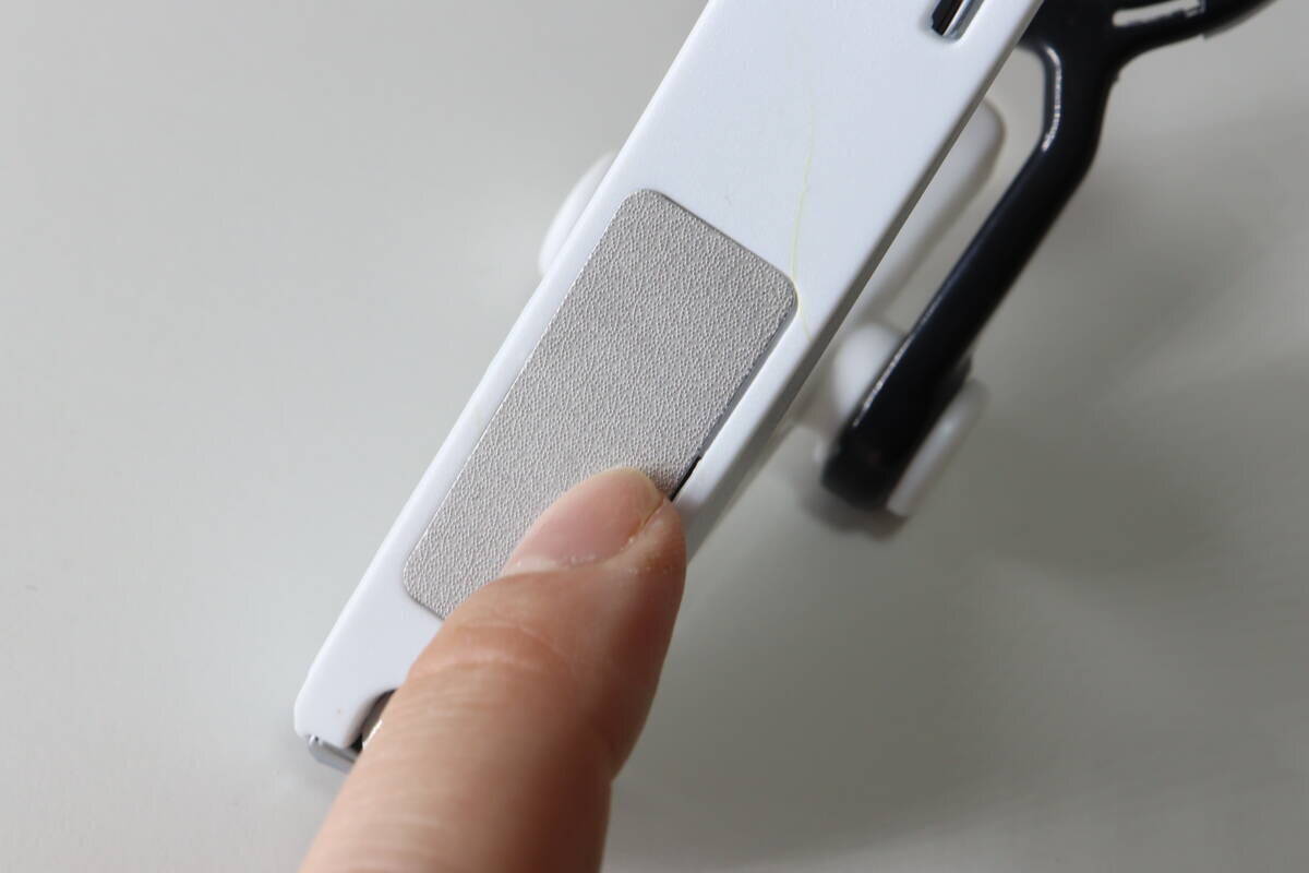 100均に凄いのあった！「Amazonで千円で売ってたのに…」即買いした便利グッズ