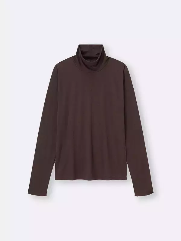 GUの人気トップスがまさかの790円～に値下げしてる！期間限定価格もあるから急いで見てみ！