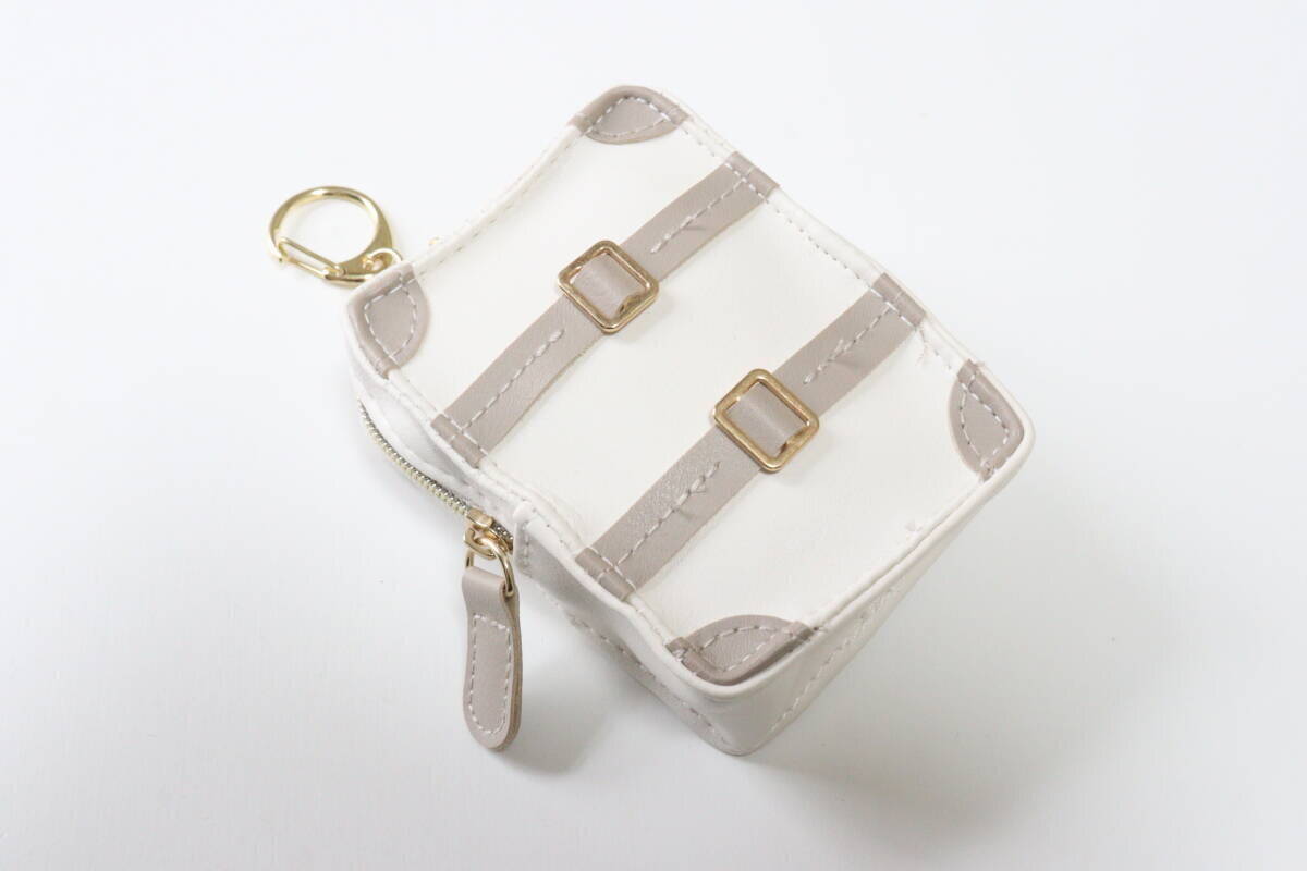 100均姉妹店がタカラトミーとまさかのコラボ♡お洒落×実用的なミニキャリーケース