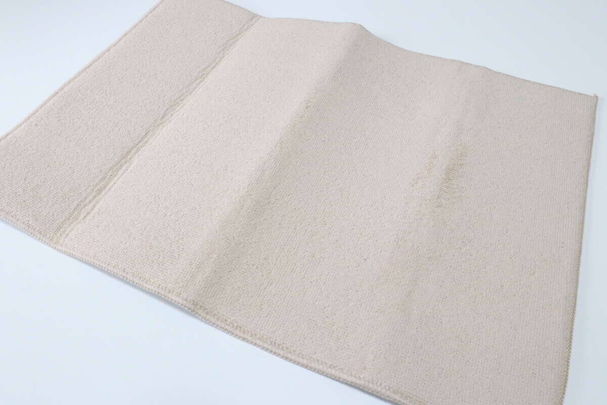 「地味にスペック高くて驚き」「洗い替え用も即買った！」100円マット