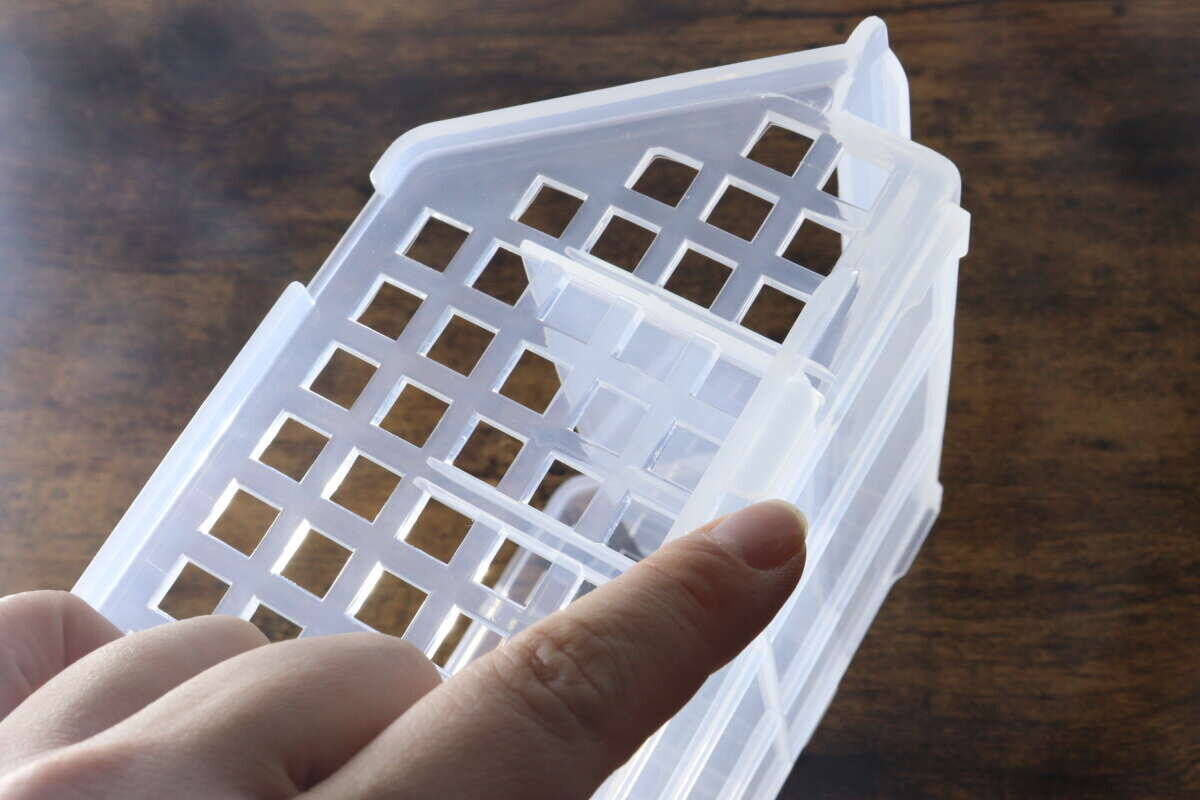 「早く使うべきだった！」もう雪崩起こさない！便利な100均の食品ストッカー