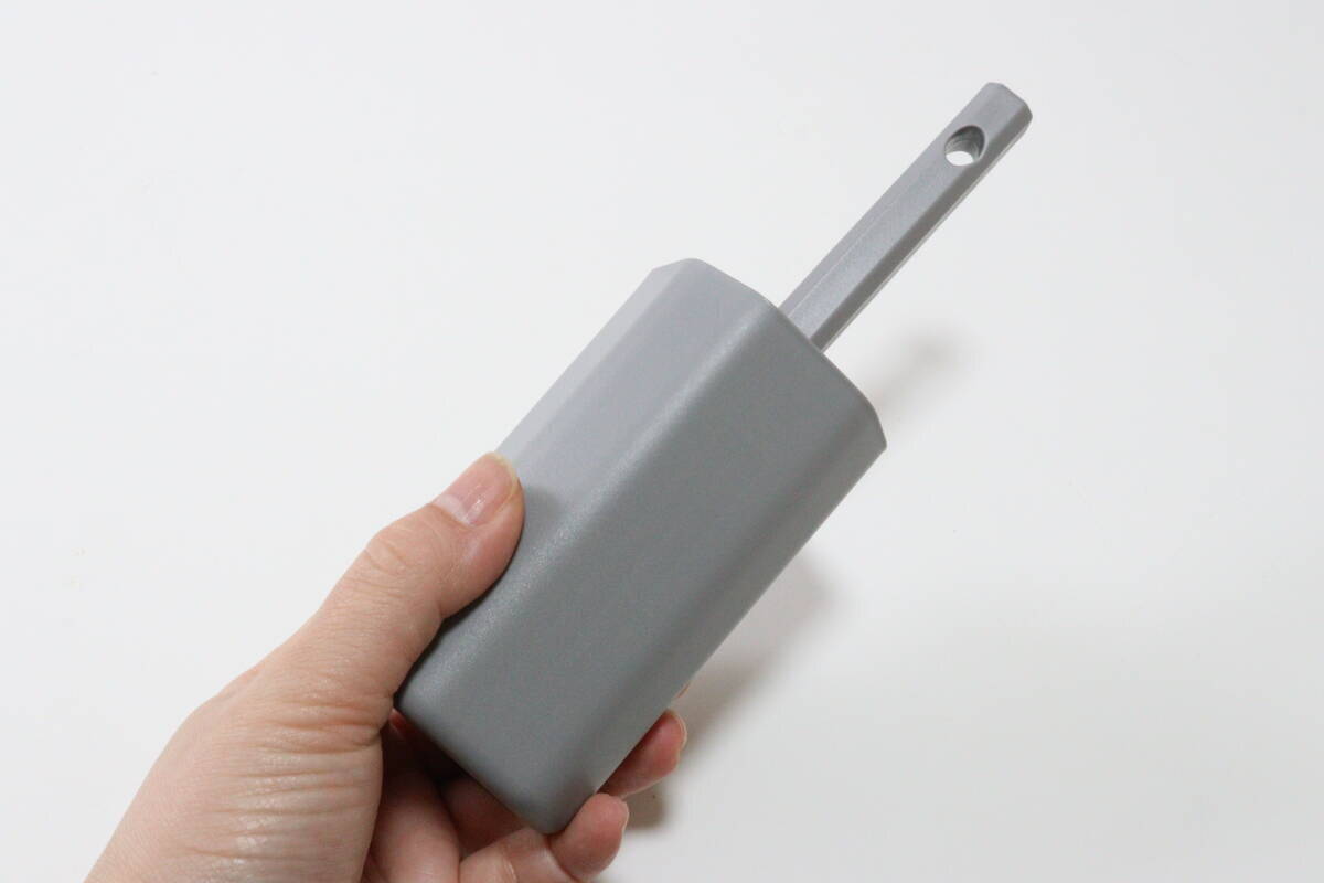 ダイソーさんよくやった！「ケースがとにかく秀逸なのよ！」至れり尽くせりな優秀クリーナー