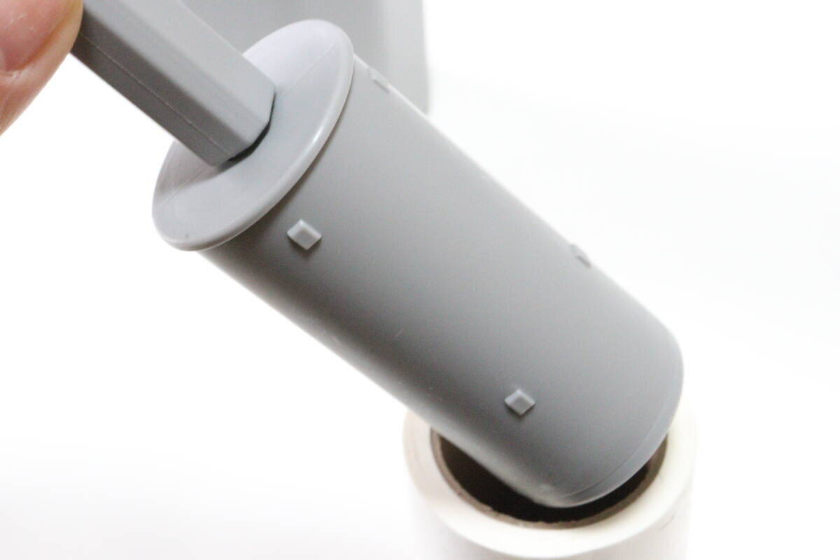 ダイソーさんよくやった！「ケースがとにかく秀逸なのよ！」至れり尽くせりな優秀クリーナー