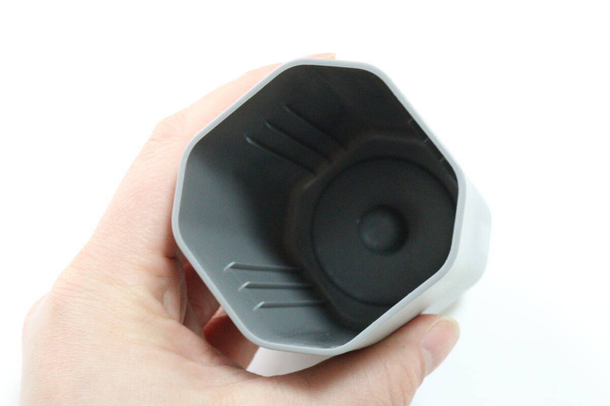 ダイソーさんよくやった！「ケースがとにかく秀逸なのよ！」至れり尽くせりな優秀クリーナー