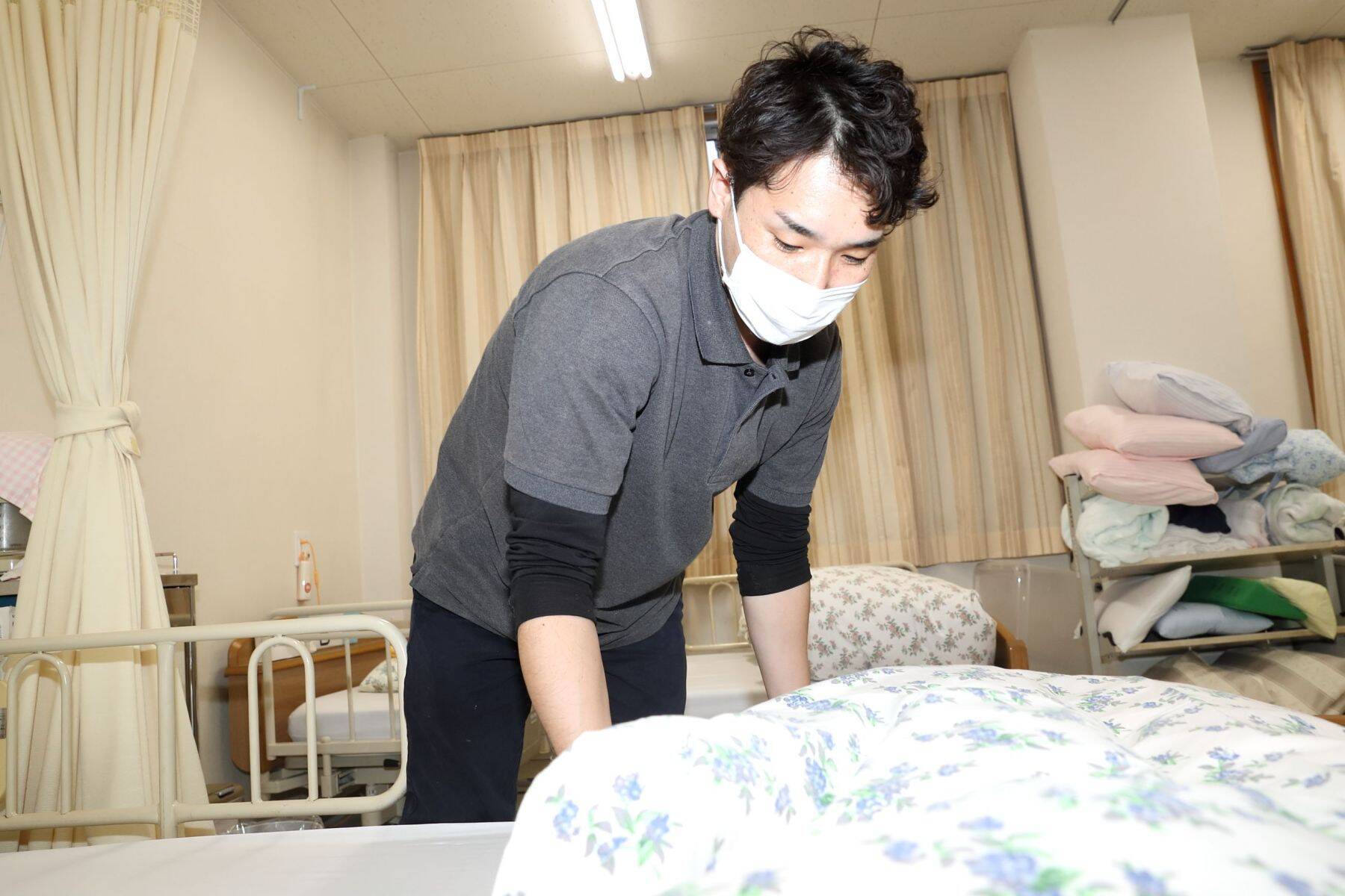 接客の現場で鍛えた応対力が、介護の世界でより進化　誰よりもあたたかいケアを目指して