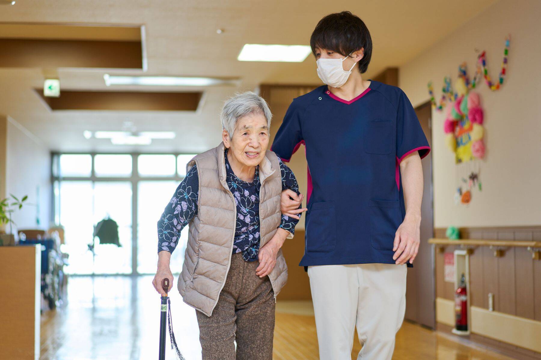 警察官を辞めて選んだ福祉の道「自然体でいられる介護の現場は、僕にとって理想の居場所」