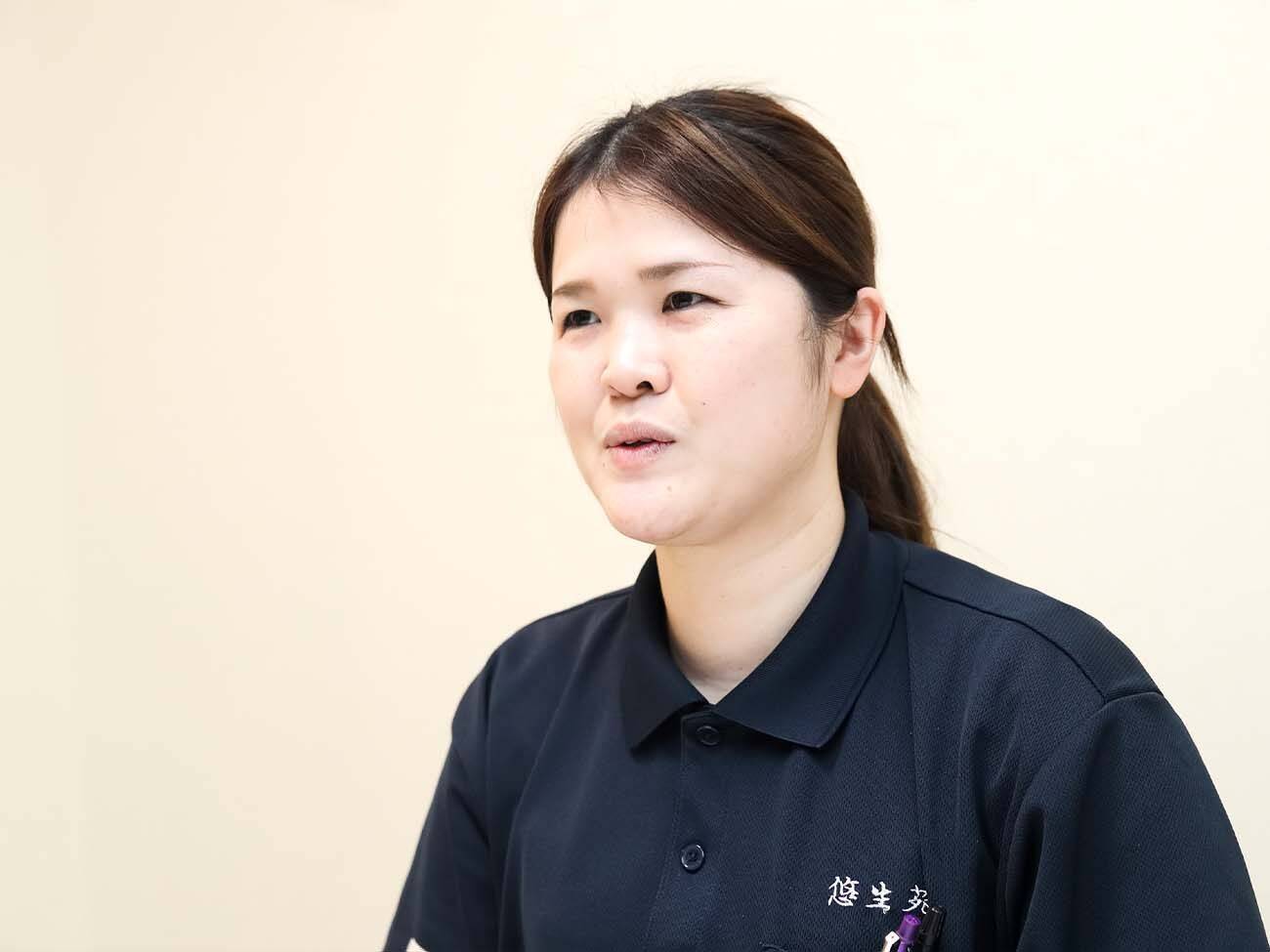 新米介護士は元バスガイド！誰にも負けない自己発信力で 魅力あふれるオンリーワンのケア