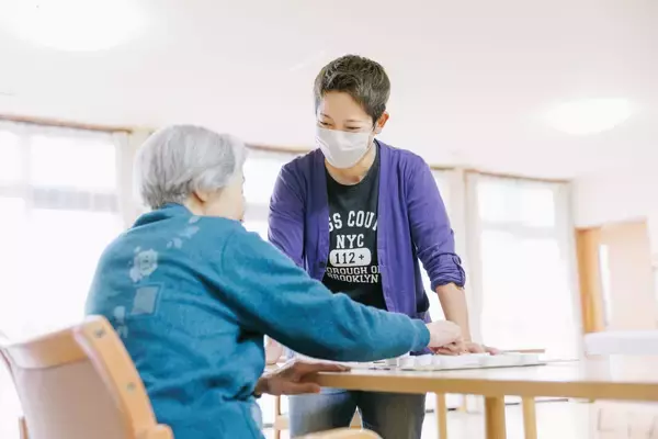 「元料理人が介護士へ転身。働く環境の違いを乗り越え見つけた、私のあたらしい価値観」の画像