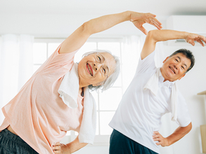 「認知症の進行防止に運動は効果なし」って本当？予防に必要な運動と安全に続けるコツを解説！