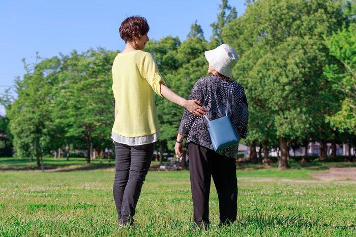 独居高齢者の現状と課題とは？増加する一人暮らし高齢者を支える5つの対策