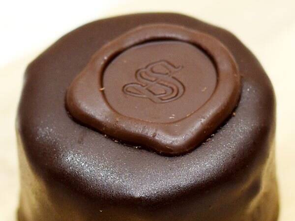 セブンのウィーン発祥チョコケーキ ザッハトルテ は意外なことに甘さ控えめ 2017年11月24日 エキサイトニュース