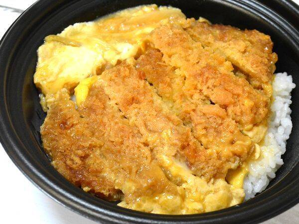 コンビニ カツ丼 をセブン ローソン ファミマで食べ比べてみた結果 18年4月9日 エキサイトニュース