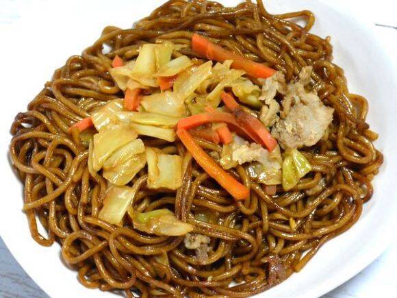 ファミマで焼きそばならカップ麺より冷凍 香ばしソース を狙いたい 18年4月10日 エキサイトニュース