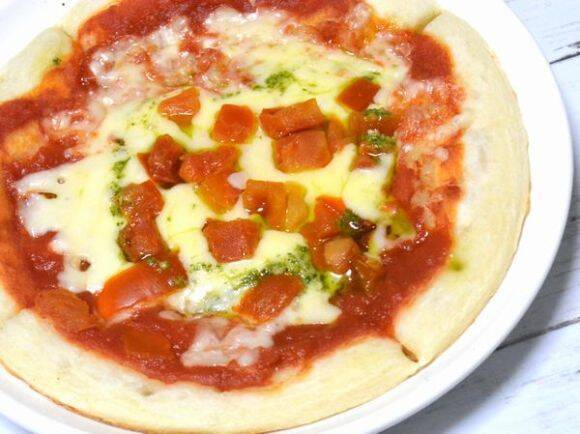 ローソンの冷凍ピザ マルゲリータ はコンビニ屈指のチーズインパクト 18年6月22日 エキサイトニュース