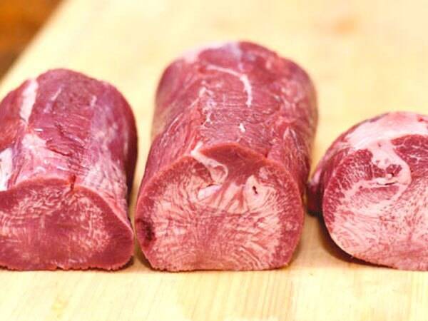 コストコの 牛タン1本 を上手に切り分けておいしく食べる方法 18年8月4日 エキサイトニュース