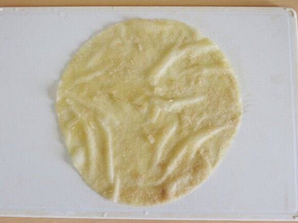 ダイソーの アク取りシート は煮込み料理の手間が減ってわりとベンリ ダイソーの アク取りシート は煮込み料理の手間が減ってわりとベンリ