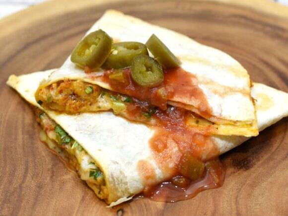 コストコの6枚ホットサンド チキンケサディーヤ は燻製唐辛子がポイント 19年1月7日 エキサイトニュース 2 3 コストコの6枚ホットサンド チキンケサディーヤ は燻製唐辛子がポイント 19年1月7日 エキサイトニュース 2 3