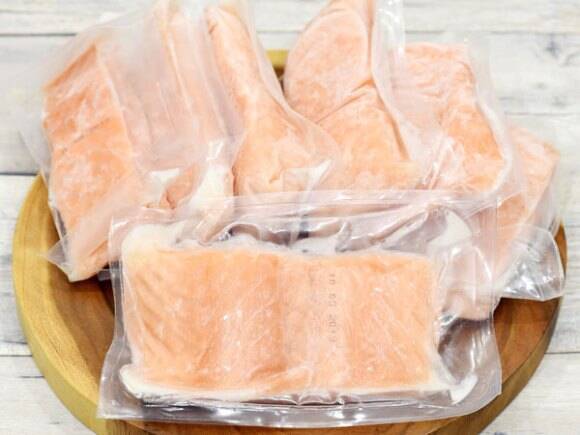 コストコの1kg超 冷凍アトランティックサーモン はムニエル向きの肉厚ごちそう食材 19年1月5日 エキサイトニュース