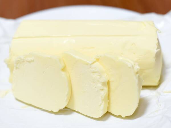 コストコの高いバター イズニーaop無塩バター を使うとただのパンもゴージャスな風味に 年2月11日 エキサイトニュース