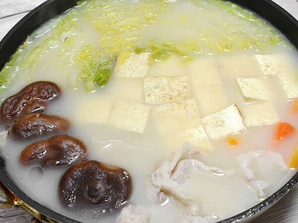 業務スーパーにある158円鍋つゆ 鶏がらとんこつ は濃厚クリーミィでおすすめ度高め 年3月日 エキサイトニュース