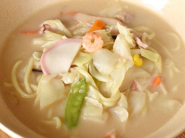 ローソンの冷凍麺 12種具材のちゃんぽん のおすすめ度は 味や具材をチェックしてみた 年3月23日 エキサイトニュース