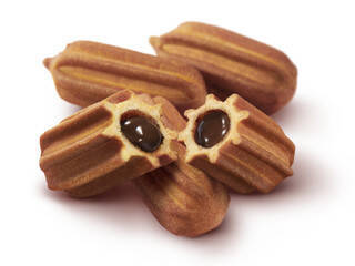 今週新発売のサクサクまとめ！『クリスピーサンド　ストロベリーチーズケーキ　カマンベール仕立て』、『ひとくちチュロス』など♪