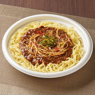 今週新発売のファミマ麺