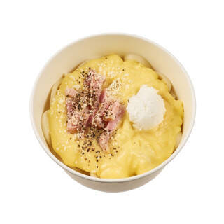 今週新発売のうどんまとめ！『ソースの旨み広がる　豚肉焼うどん』、『パリパリ麺のサラダ』など♪