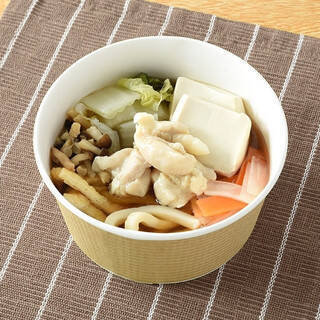 今週新発売のうどんまとめ！『ソースの旨み広がる　豚肉焼うどん』、『パリパリ麺のサラダ』など♪