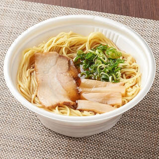 今週新発売のコンビニラーメンまとめ！『元祖スタミナ満点らーめん　すず鬼監修　スタ満まぜそば』、『名古屋名物　台湾ラーメン』など♪