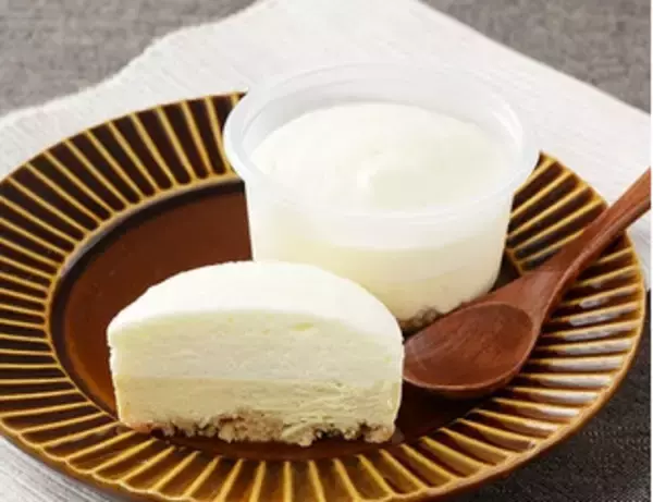 「今週新発売のコンビニケーキまとめ！『×　ＧＯＤＩＶＡ　ショコラロールケーキ』、『×　ＧＯＤＩＶＡ　ドゥーブルショコラ』など♪」の画像