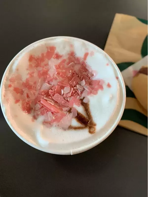 「春の訪れを感じる、可愛い桜ドリンク♡『さくら味ドリンク』のトレンド「食べたい」人気ランキング」の画像