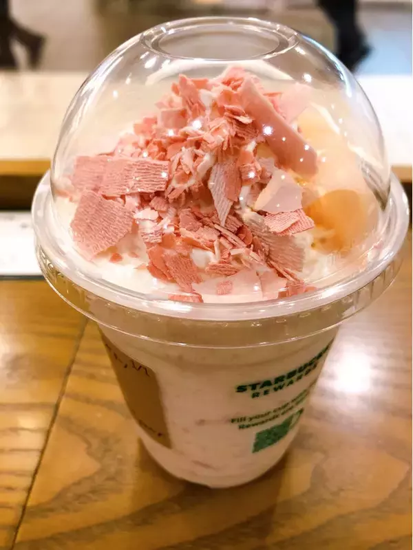 「春の訪れを感じる、可愛い桜ドリンク♡『さくら味ドリンク』のトレンド「食べたい」人気ランキング」の画像