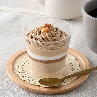 今週新発売のファミマスイーツまとめ！『モンブラン イタリア栗と和栗使用』、『南国白くま練乳ソフト いちご味』など♪